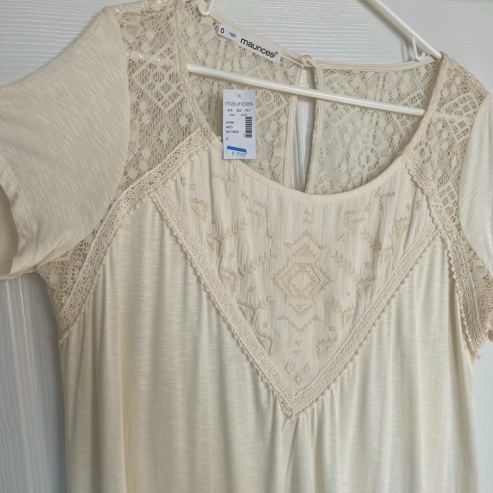 NWT Women’s Top from Maurices, Sz 0